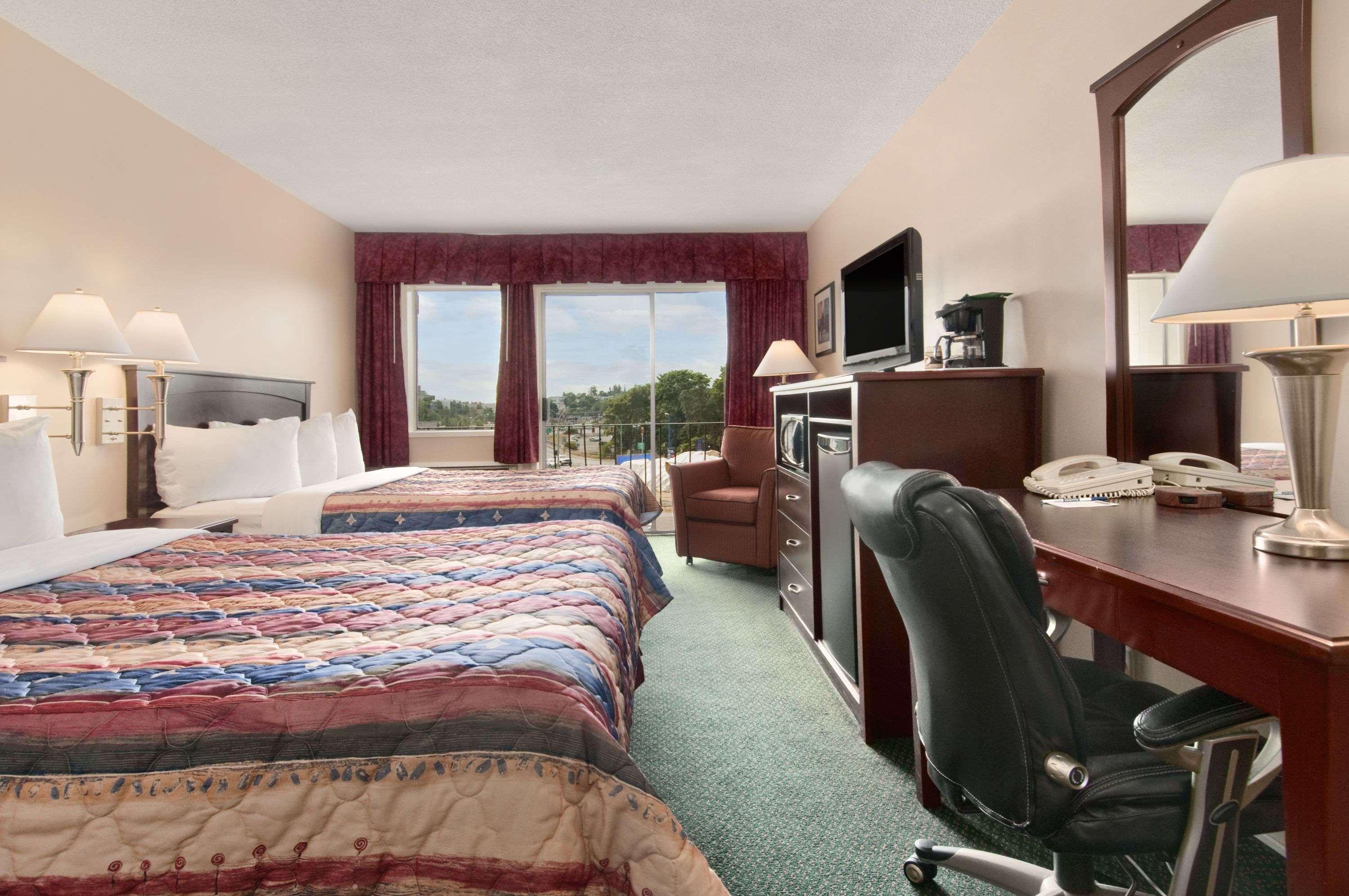 Travelodge By Wyndham Nanaimo Bagian luar foto